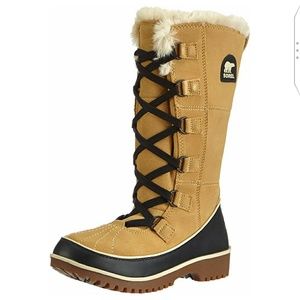 NWT women curry fur lined sorel tivoli boot 10